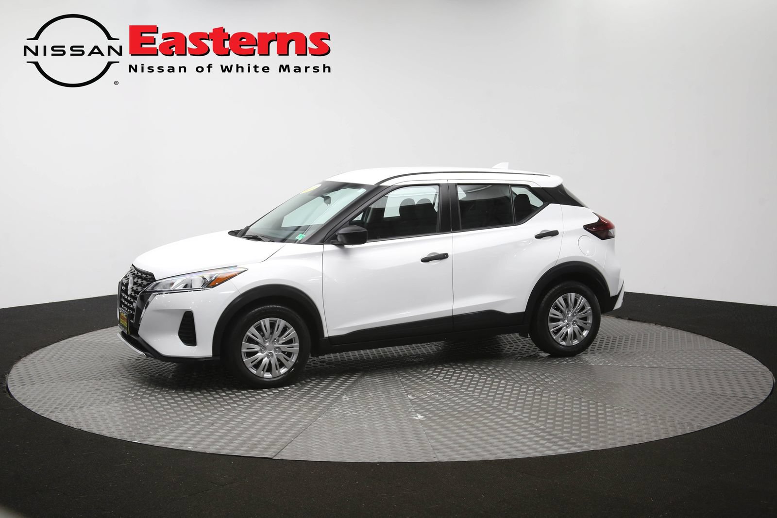 Used 2023 Nissan Kicks S FWD image 60