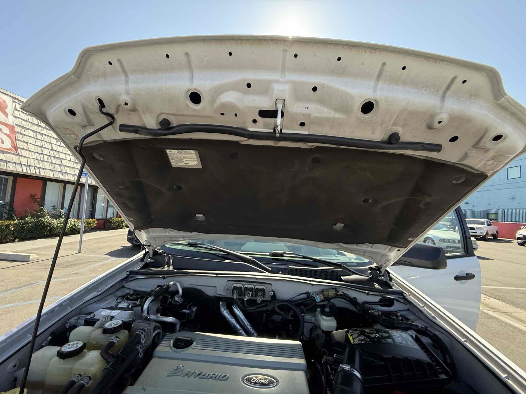 Used 2008 Ford Escape 2WD Hybrid image 85