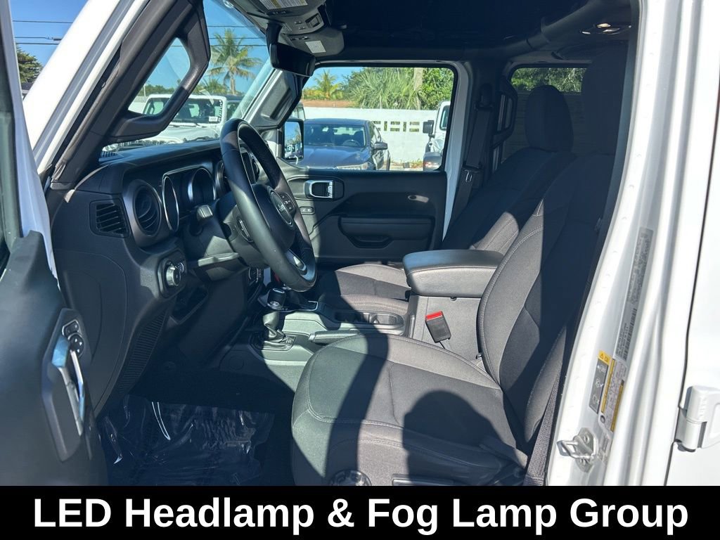 Used 2022 Jeep Wrangler Unlimited Sport AWD/4WD image 10