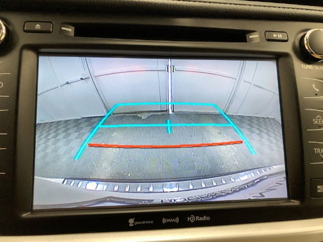Used 2017 Toyota Highlander XLE w/ Protection Package #3 AWD/4WD image 23