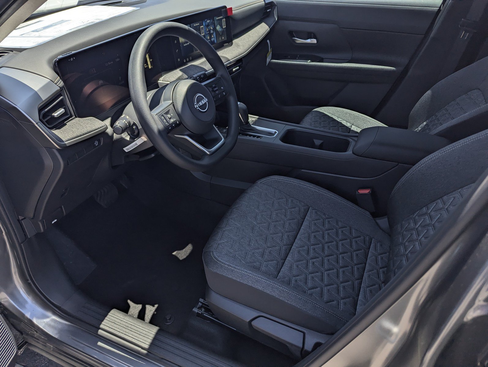 New 2026 Nissan Kicks SV FWD image 9