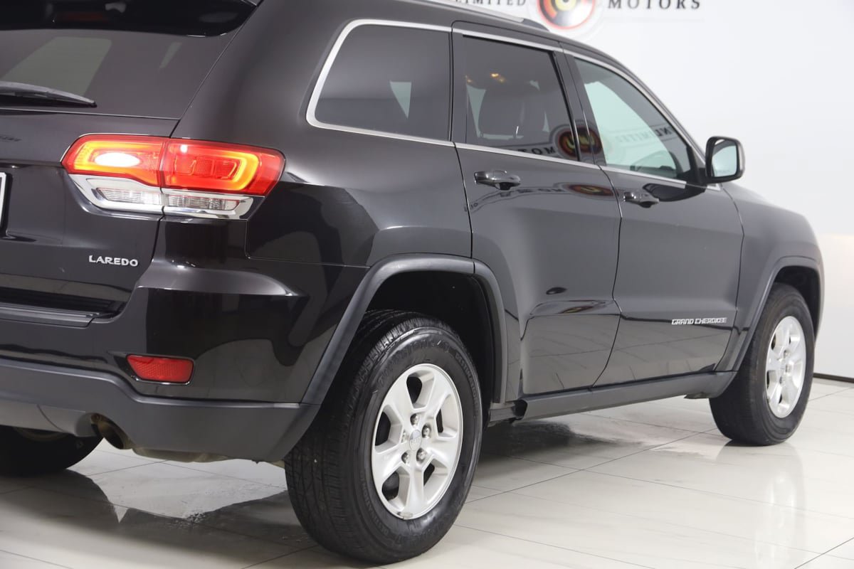 Used 2014 Jeep Grand Cherokee Laredo w/ Quick Order Package 23E AWD/4WD image 36