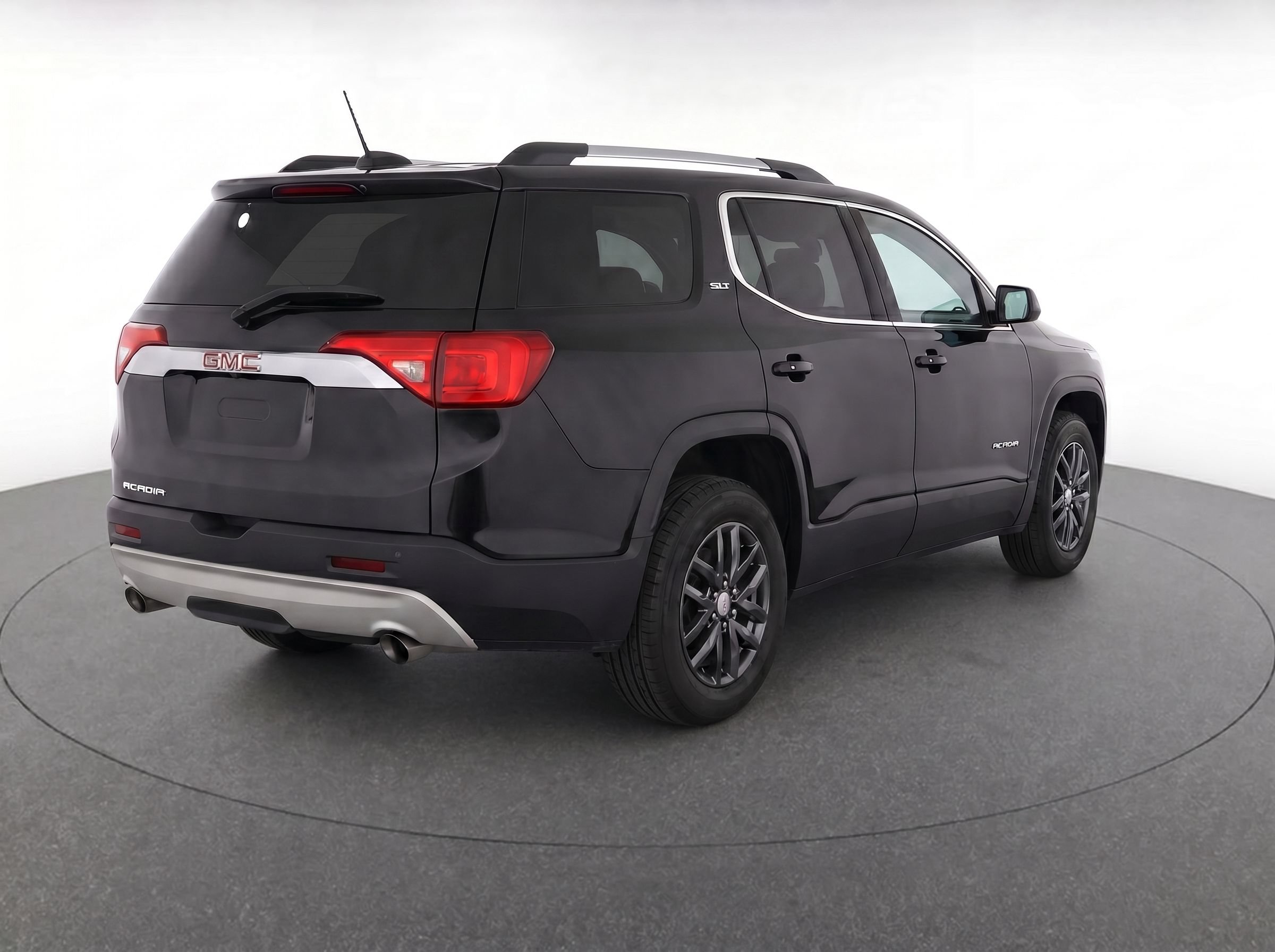 Used 2019 GMC Acadia SLT FWD image 4