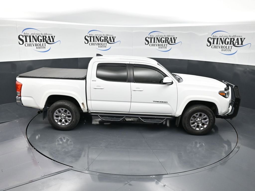 Used 2018 Toyota Tacoma SR5 AWD/4WD image 16