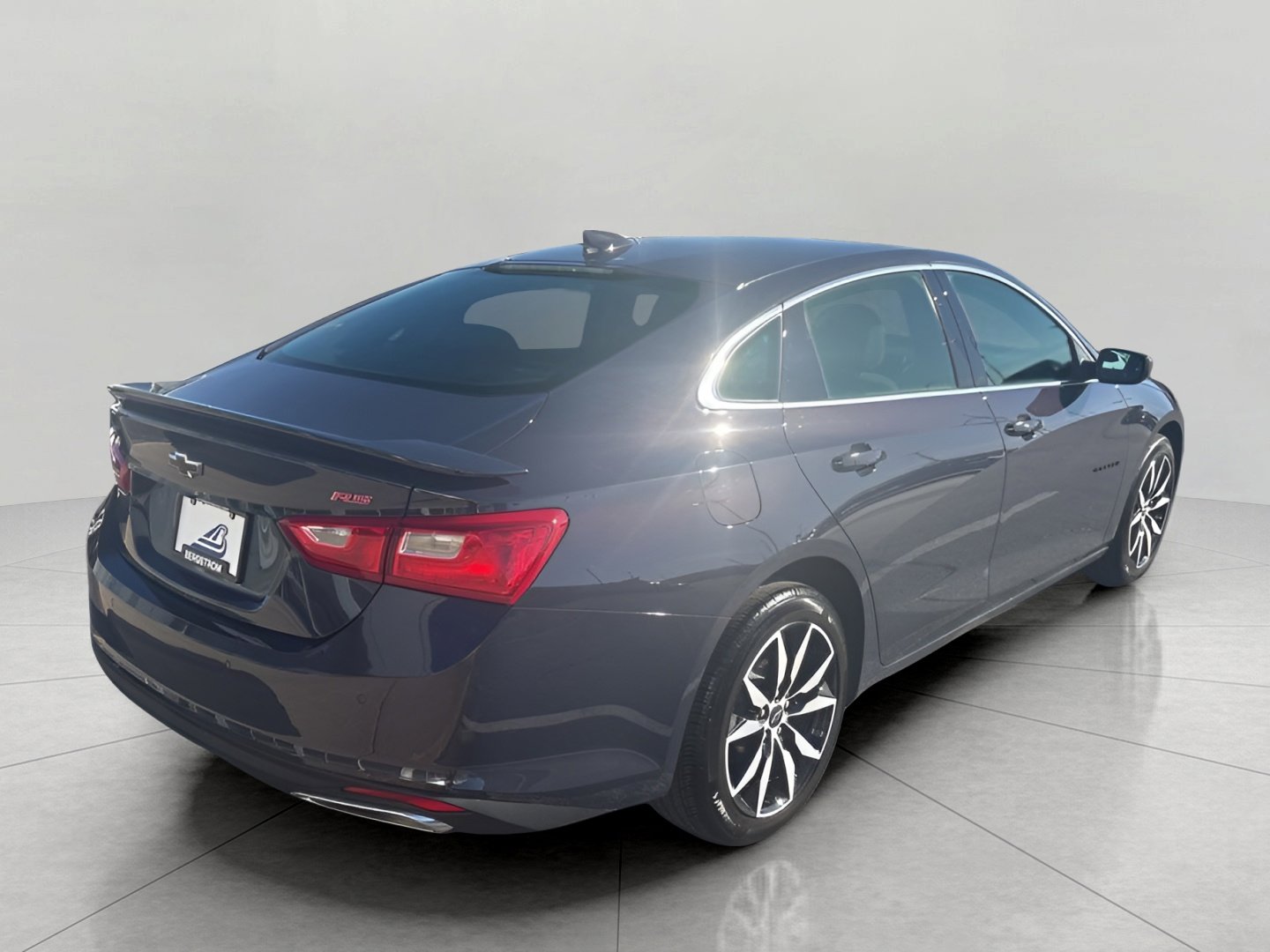 Used 2025 Chevrolet Malibu RS FWD image 4