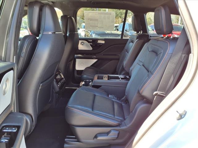 New 2025 Lincoln Aviator Black Label image 13