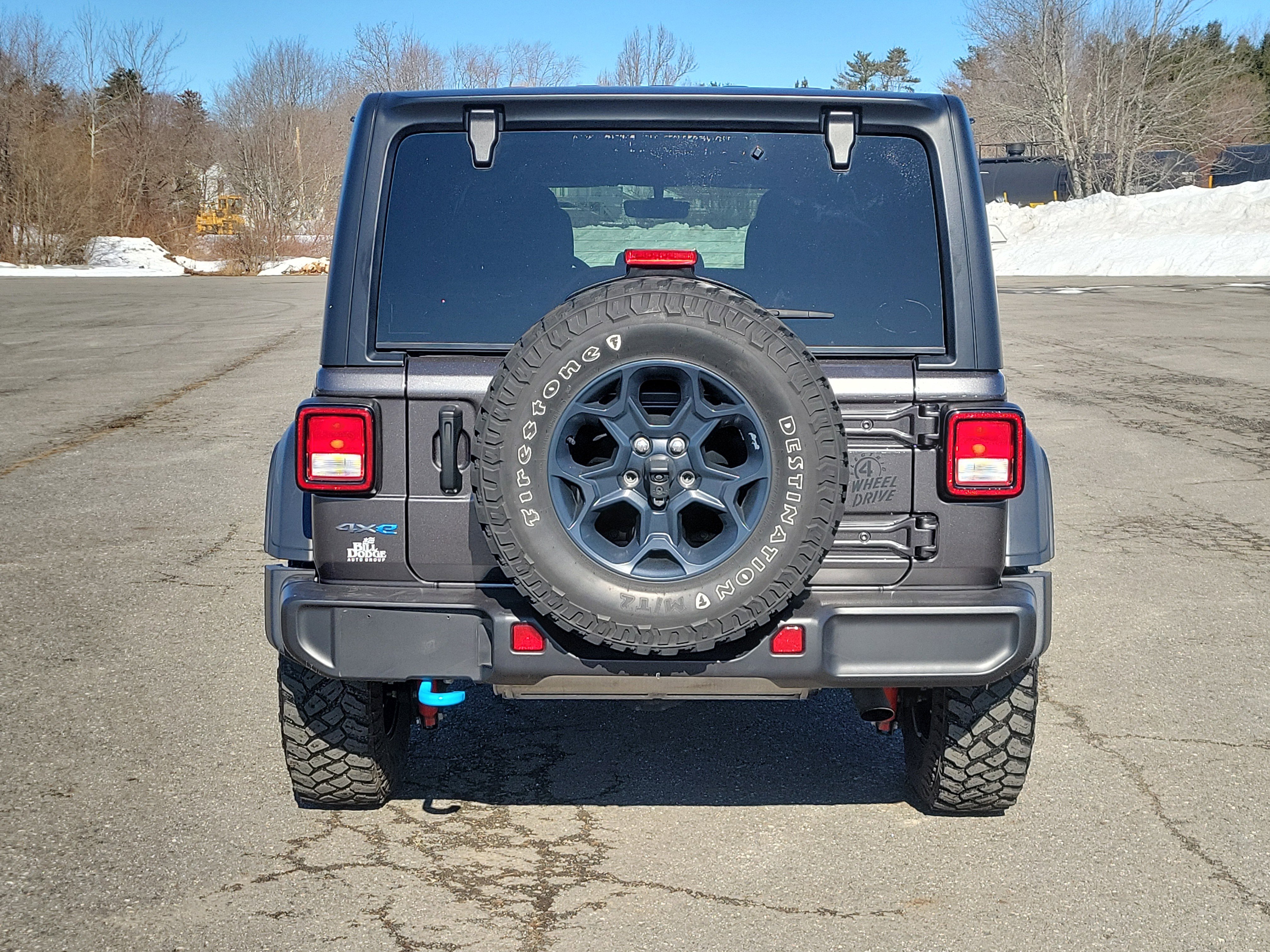 Used 2023 Jeep Wrangler Unlimited w/ Cold Weather Group image 6