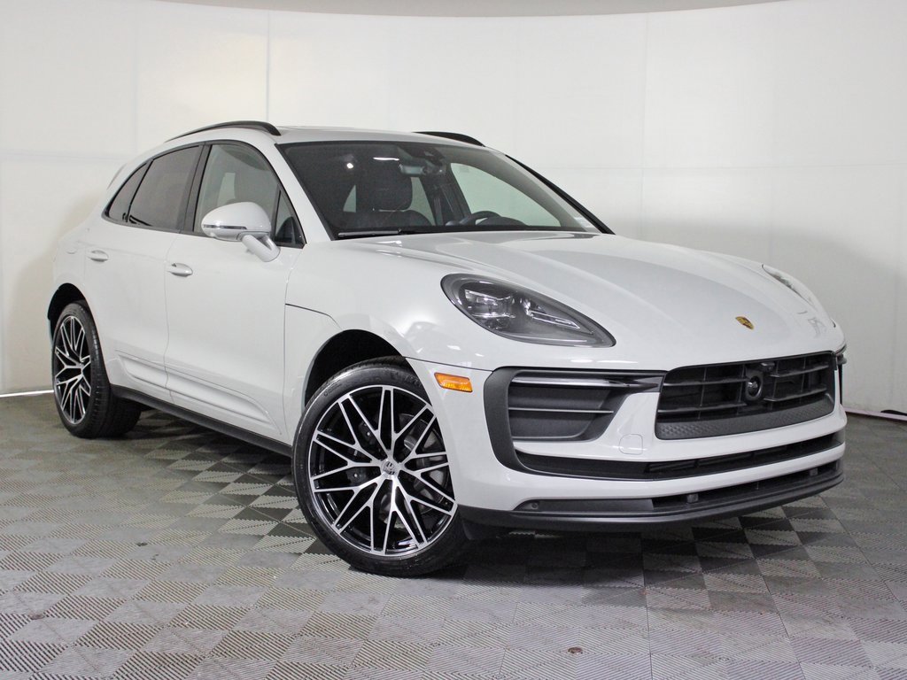 New 2026 Porsche Macan image 9
