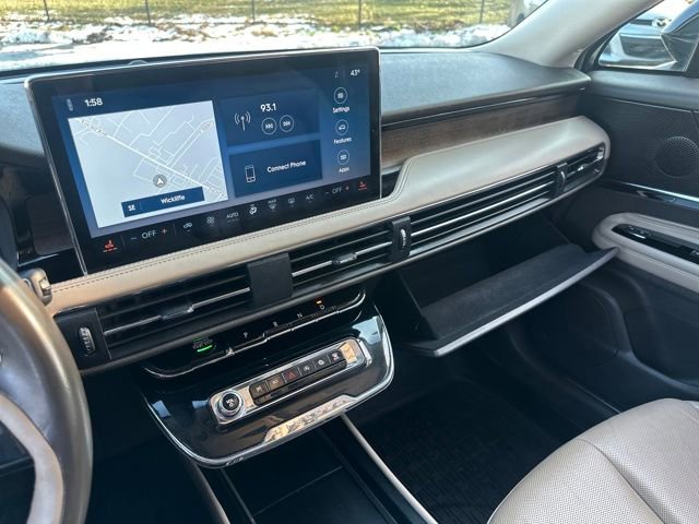 Certified 2023 Lincoln Corsair Reserve image 30