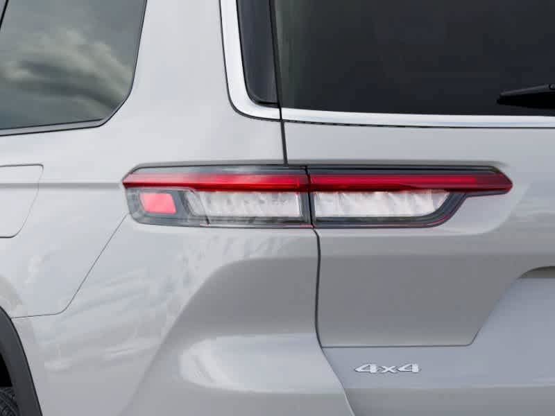 New 2026 Jeep Grand Cherokee L Limited AWD/4WD image 9