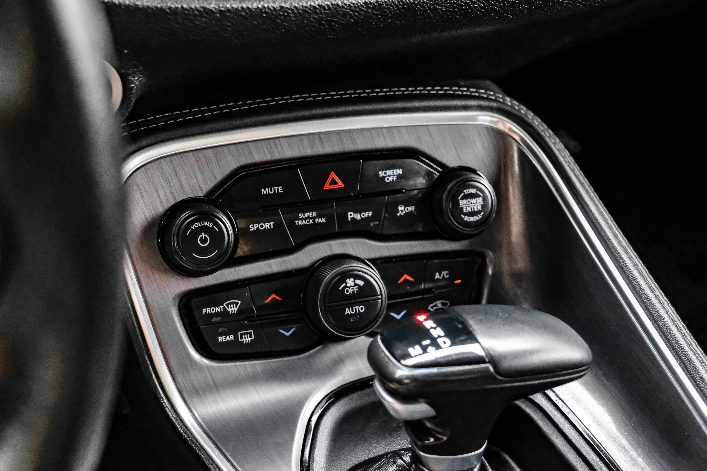 Used 2017 Dodge Challenger R/T Scat Pack RWD image 28