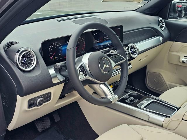 New 2026 Mercedes-Benz GLB 250 4MATIC image 14