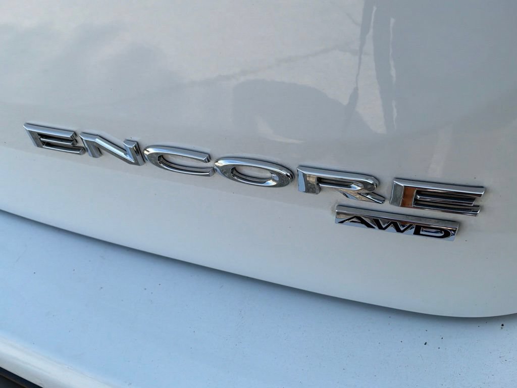 Used 2018 Buick Encore Essence w/ Experience Buick Package AWD/4WD image 38