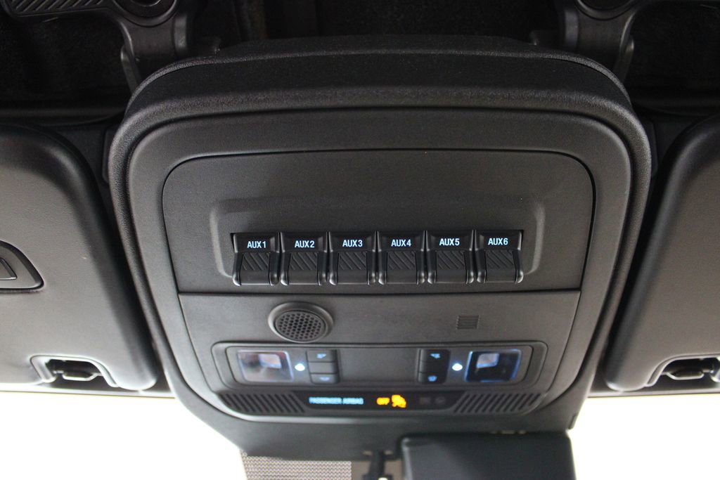 Used 2022 Ford Bronco Wildtrak image 36