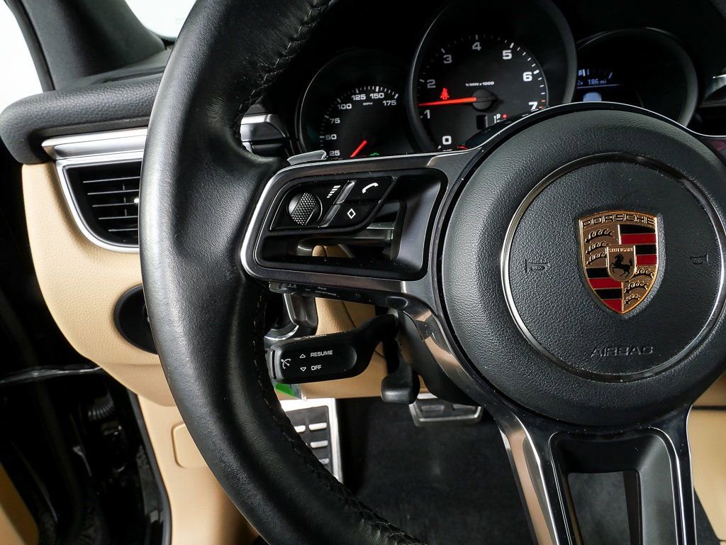 Used 2017 Porsche Macan AWD image 10