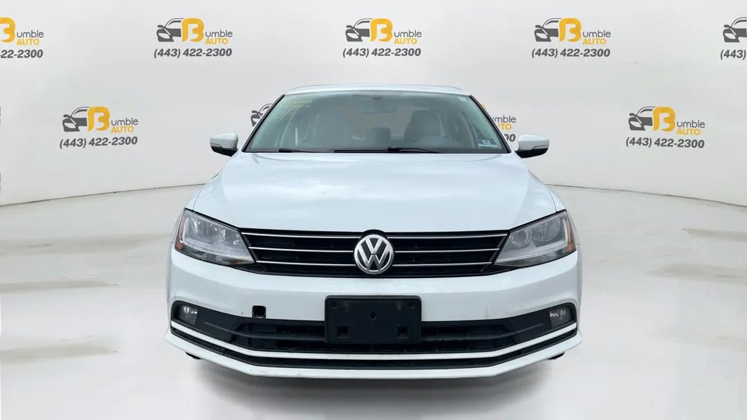 Used 2017 Volkswagen Jetta SEL image 2
