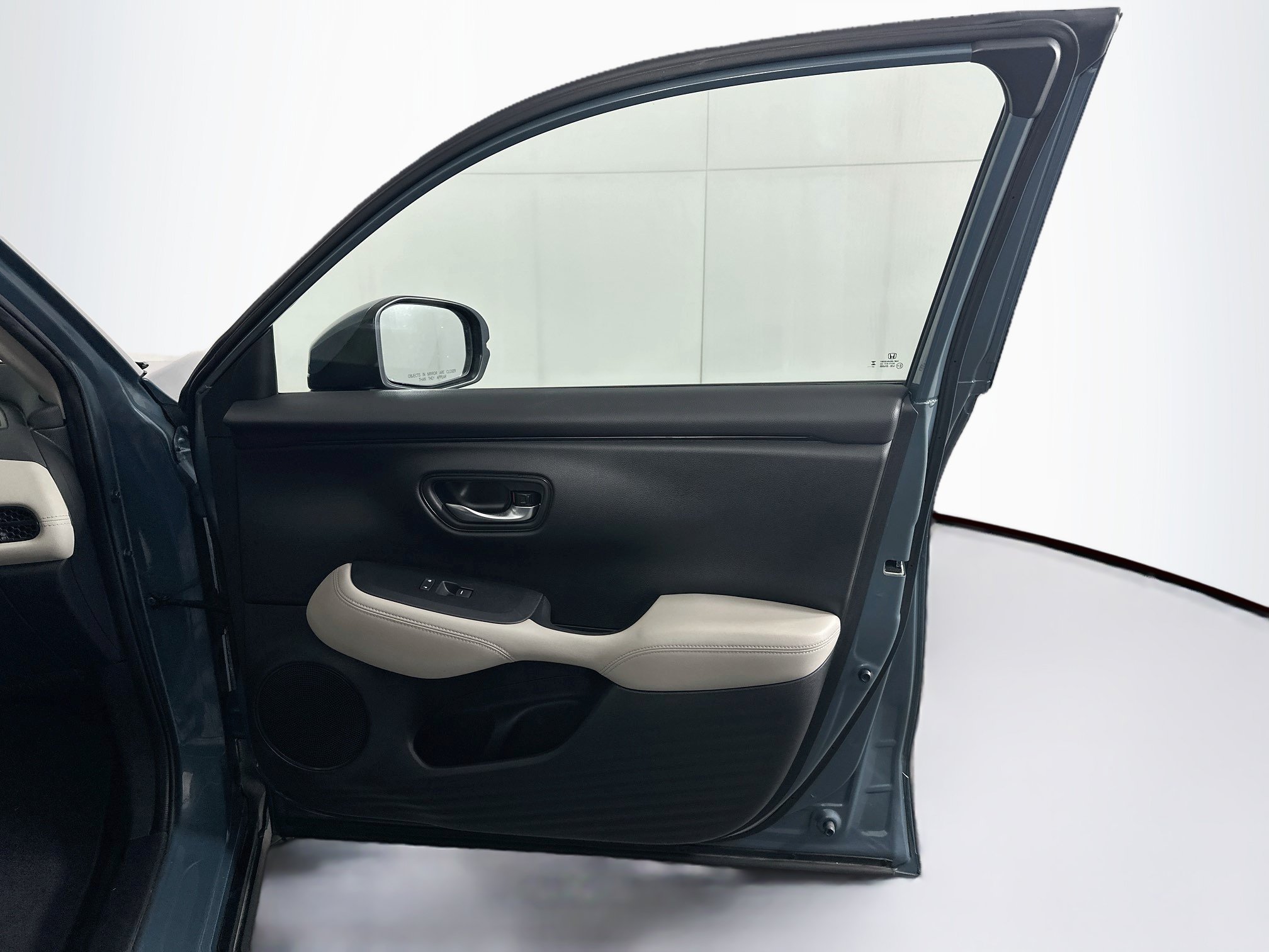 Used 2024 Honda HR-V LX image 29