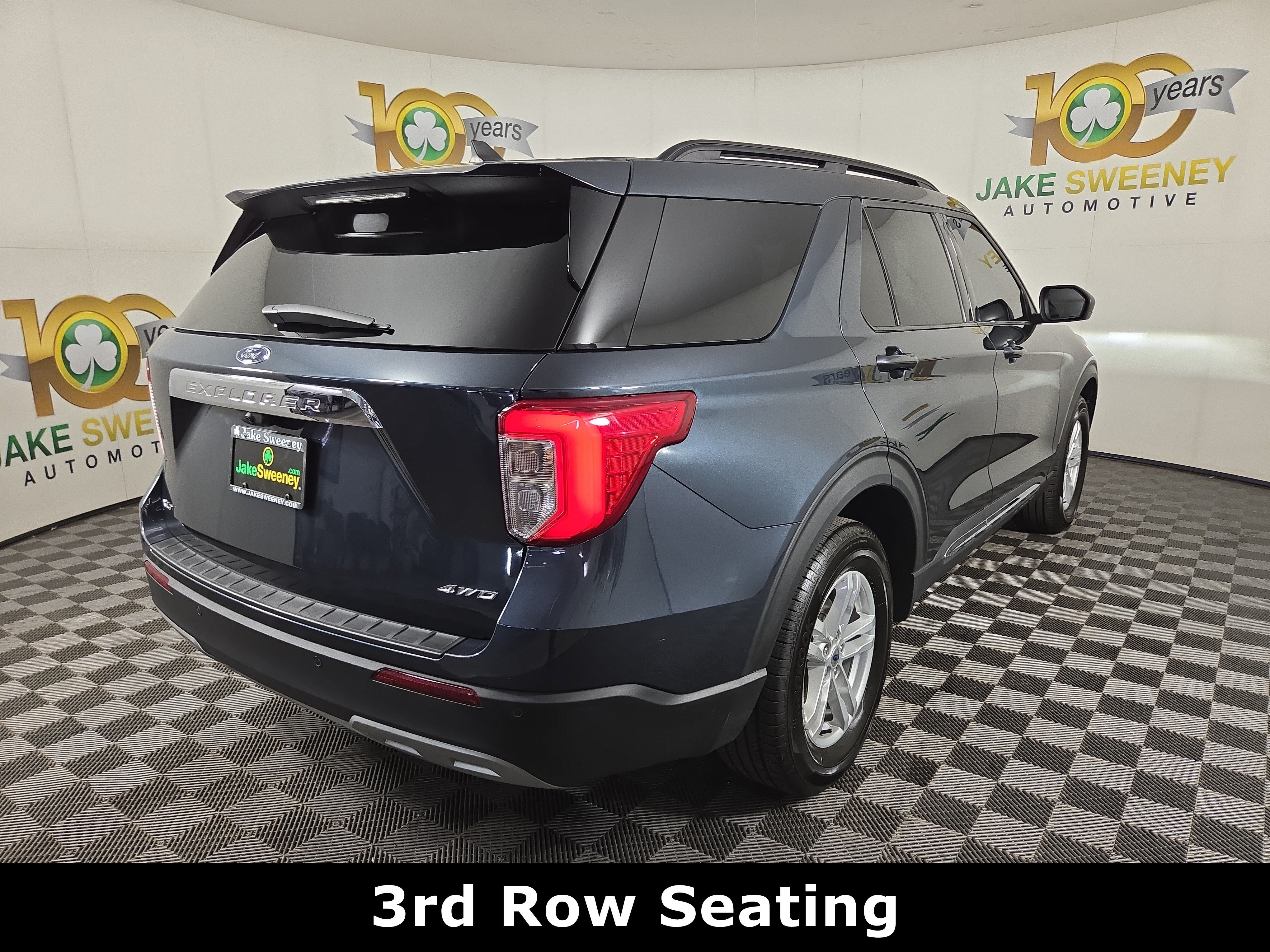 Used 2024 Ford Explorer XLT w/ Equipment Group 202A AWD/4WD image 9