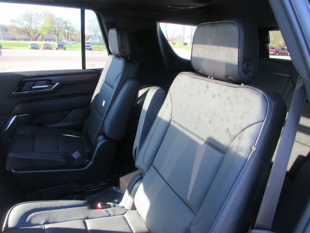 New 2026 GMC Yukon Denali image 12