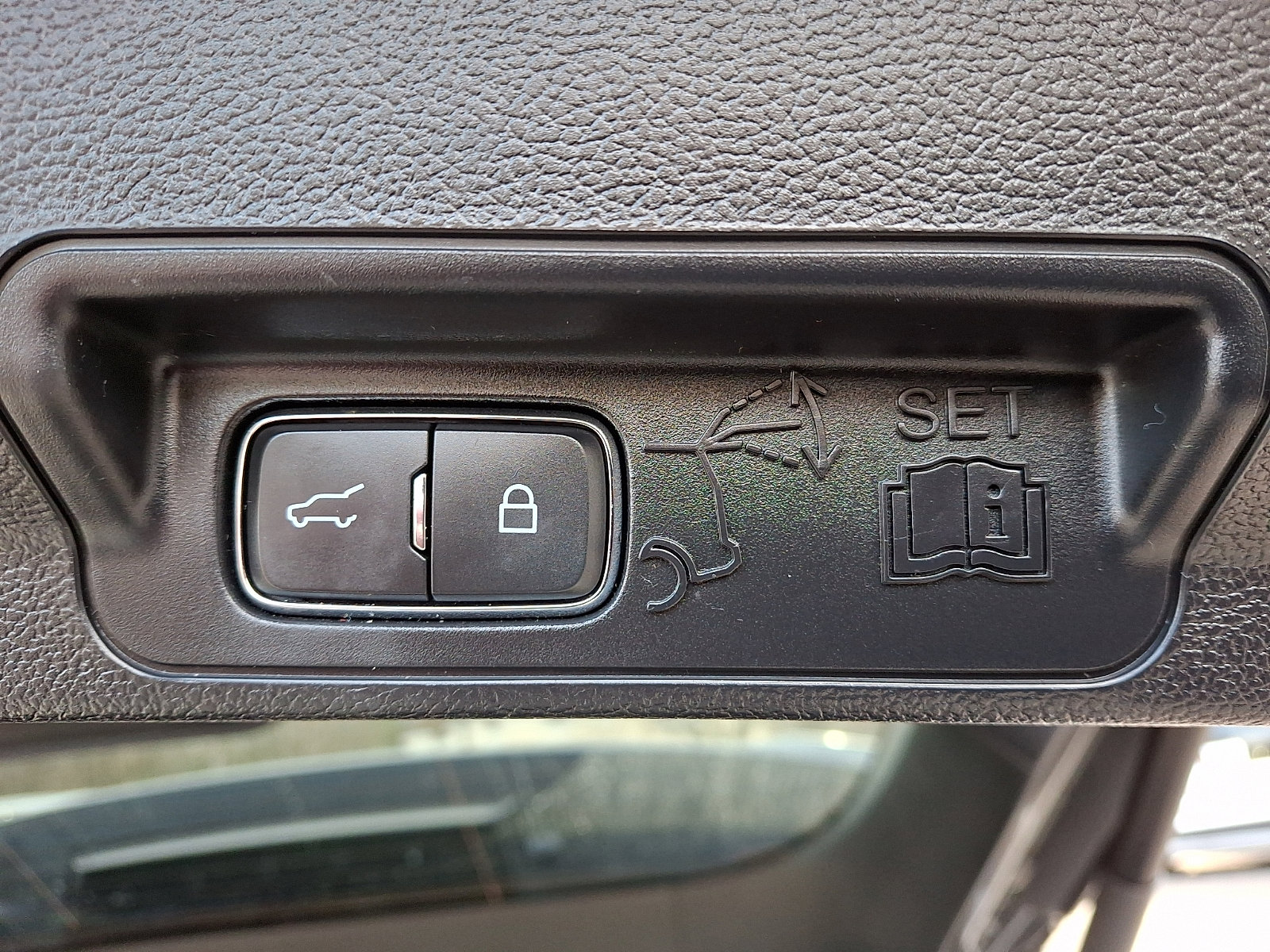 Used 2022 Ford Explorer Timberline image 30