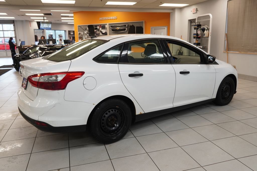 Used 2012 Ford Focus S FWD image 11