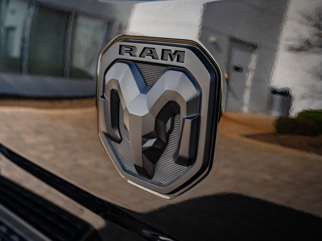 Used 2020 RAM 2500 Limited image 17