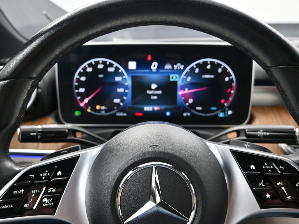Used 2023 Mercedes-Benz C 300 Sedan image 15