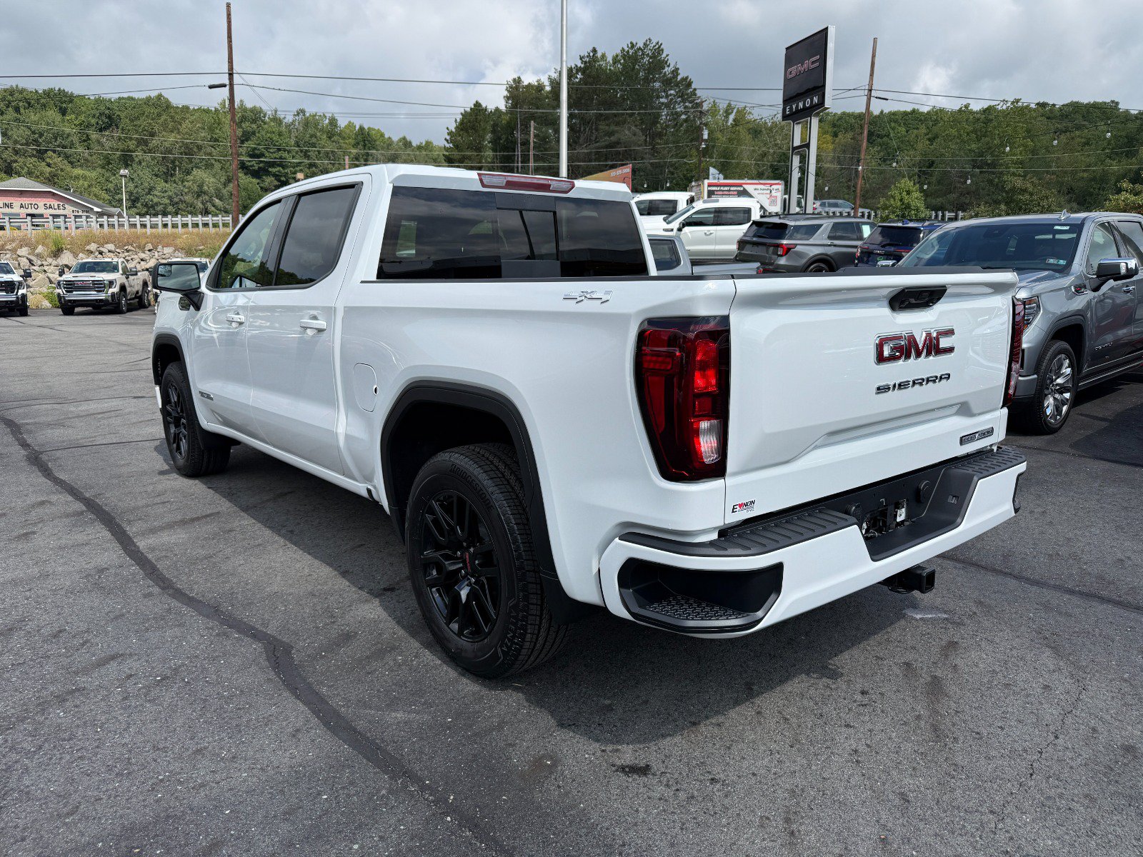 New 2026 GMC Sierra 1500 Elevation w/ Preferred Package AWD/4WD image 3