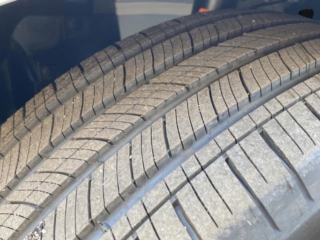 New 2025 Nissan Sentra SV w/ SV Premium Package image 31