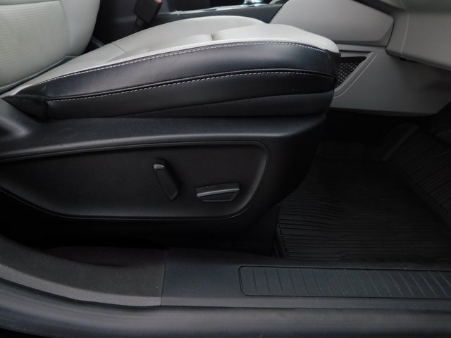 Used 2023 Ford Escape Platinum image 18