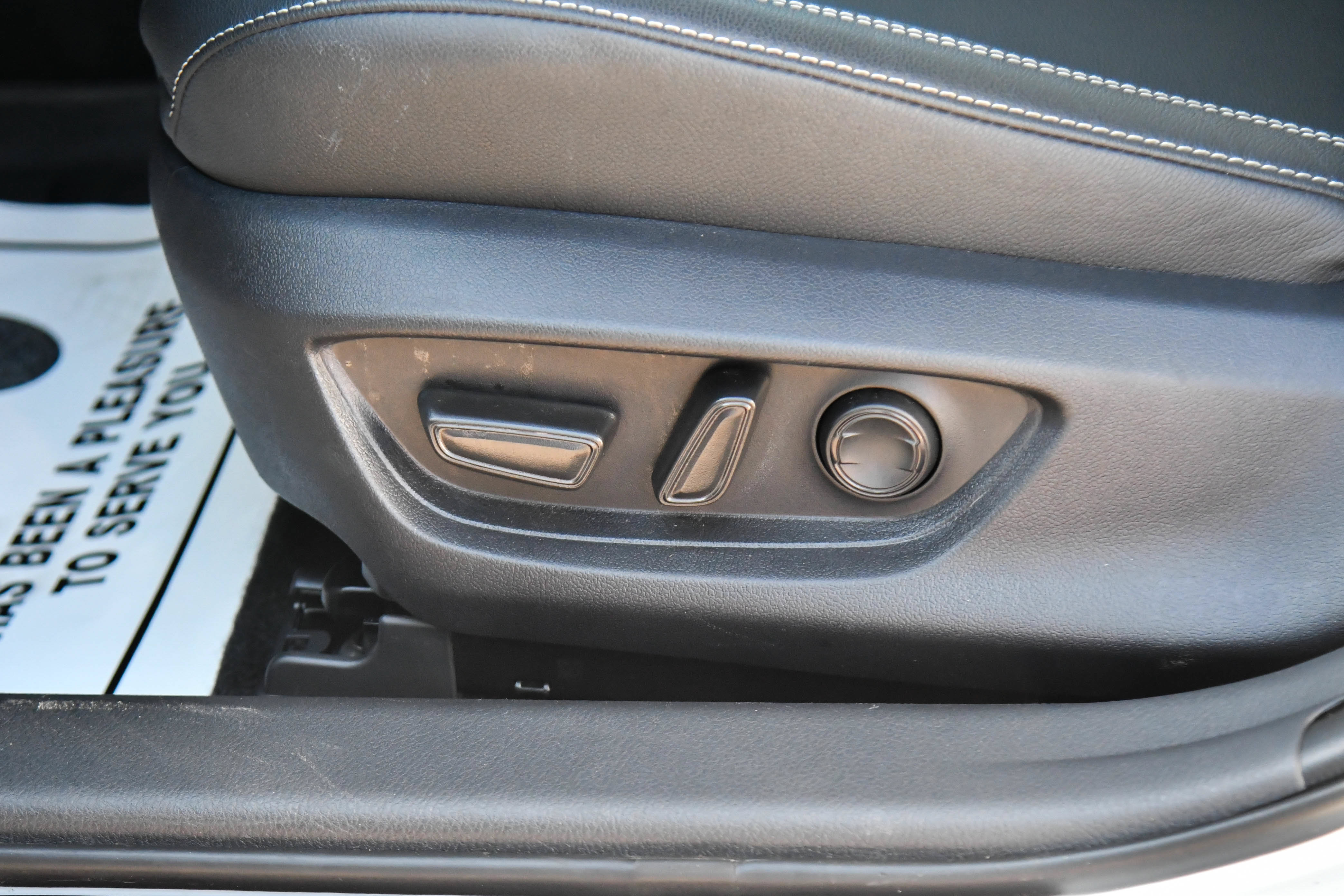 Used 2026 Toyota Camry SE FWD image 17