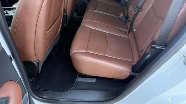 Certified 2023 Cadillac XT5 Premium Luxury AWD/4WD image 30