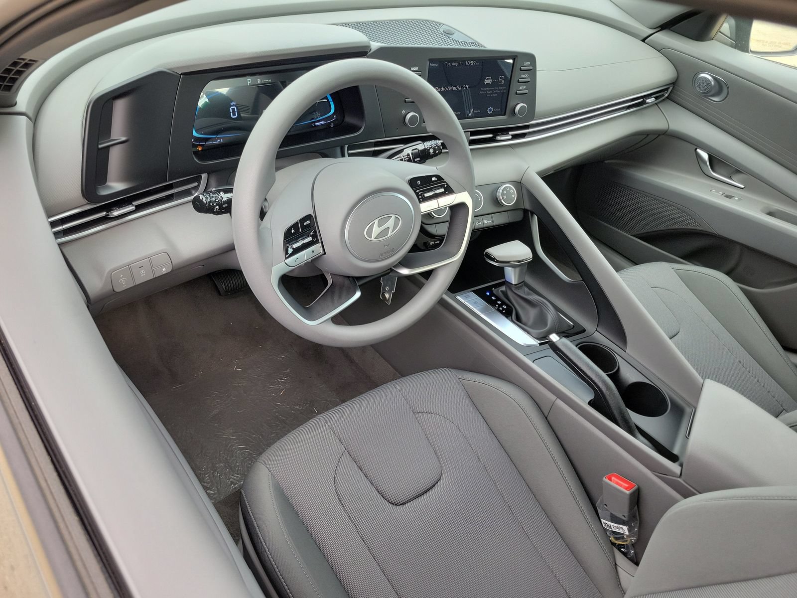 New 2026 Hyundai Elantra SE FWD image 6