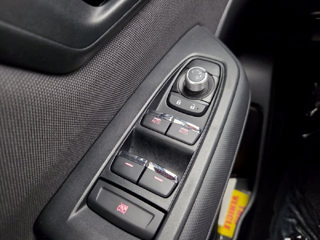 Used 2025 Subaru Forester Premium AWD/4WD image 38