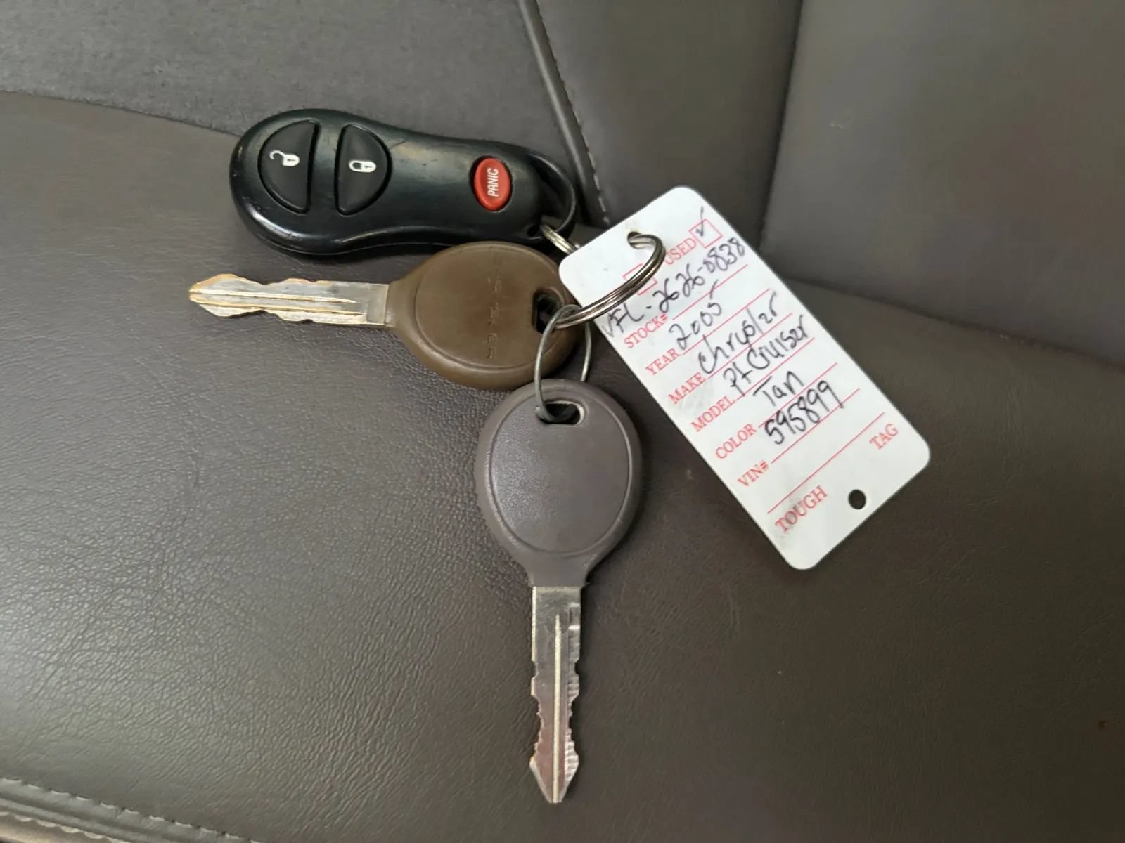 Used 2005 Chrysler PT Cruiser Limited FWD image 26