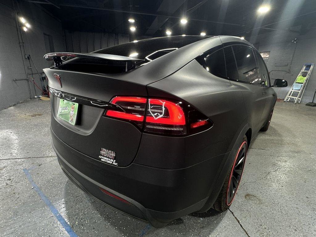 Used 2023 Tesla Model X Plaid image 6