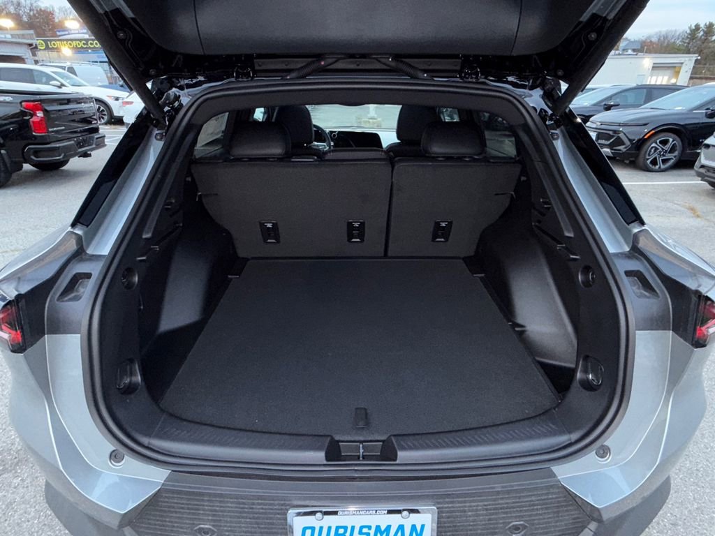 New 2026 Chevrolet Equinox EV LT image 23