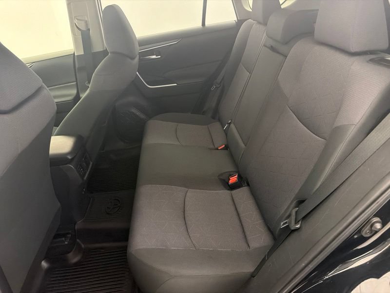 Used 2019 Toyota RAV4 XLE w/ Convenience Package AWD/4WD image 14