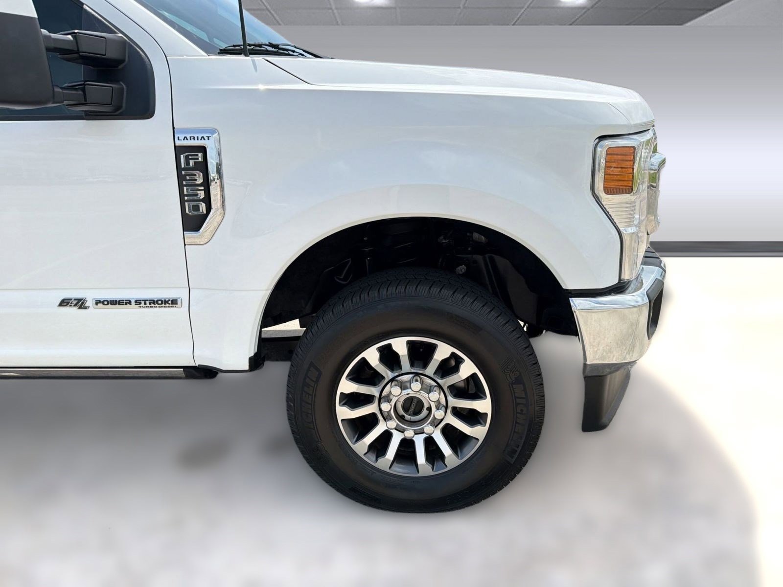 Used 2021 Ford F350 Lariat w/ Lariat Ultimate Package AWD/4WD image 19
