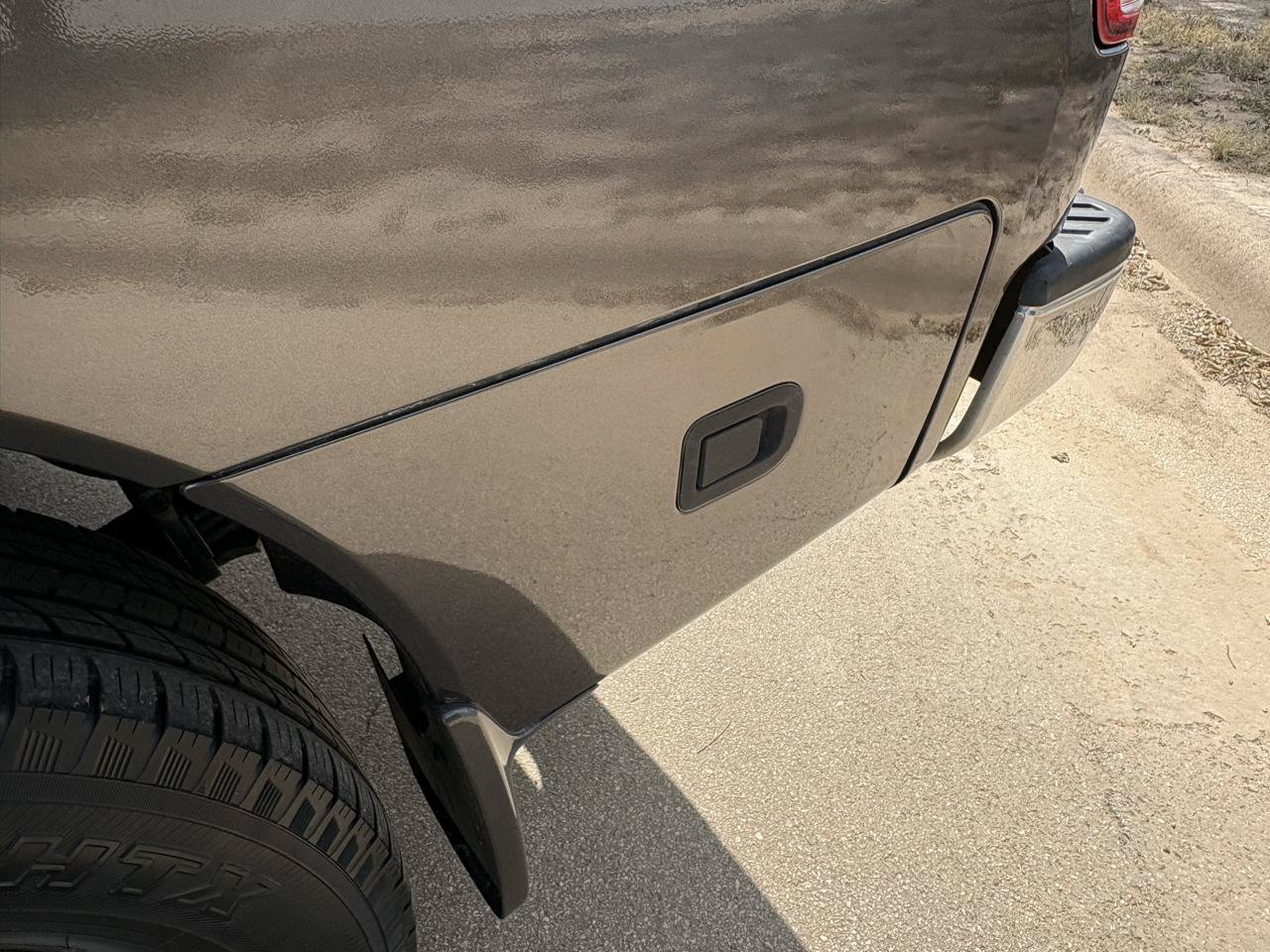 Used 2004 Nissan Titan SE RWD image 56