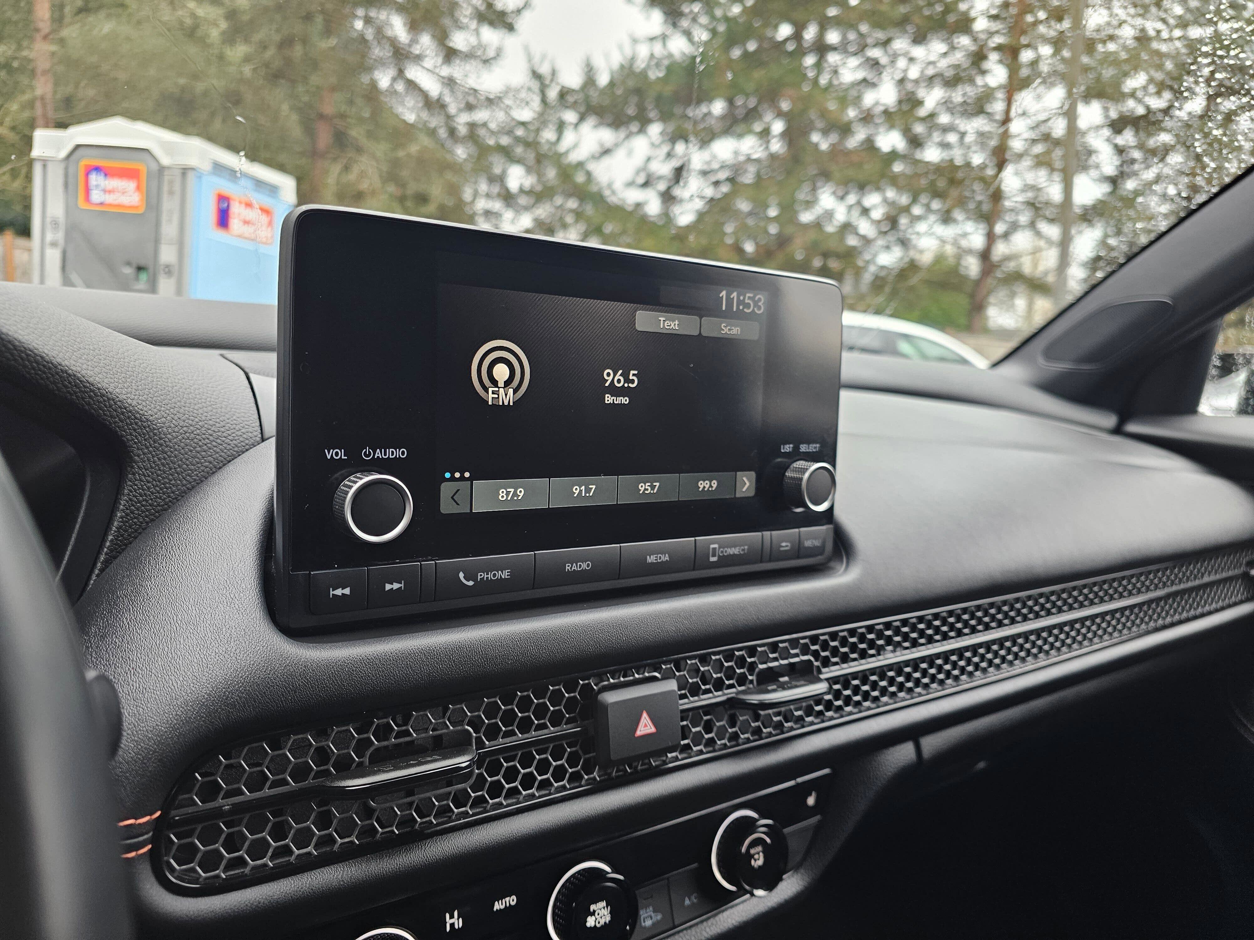 Certified 2023 Honda HR-V Sport image 27