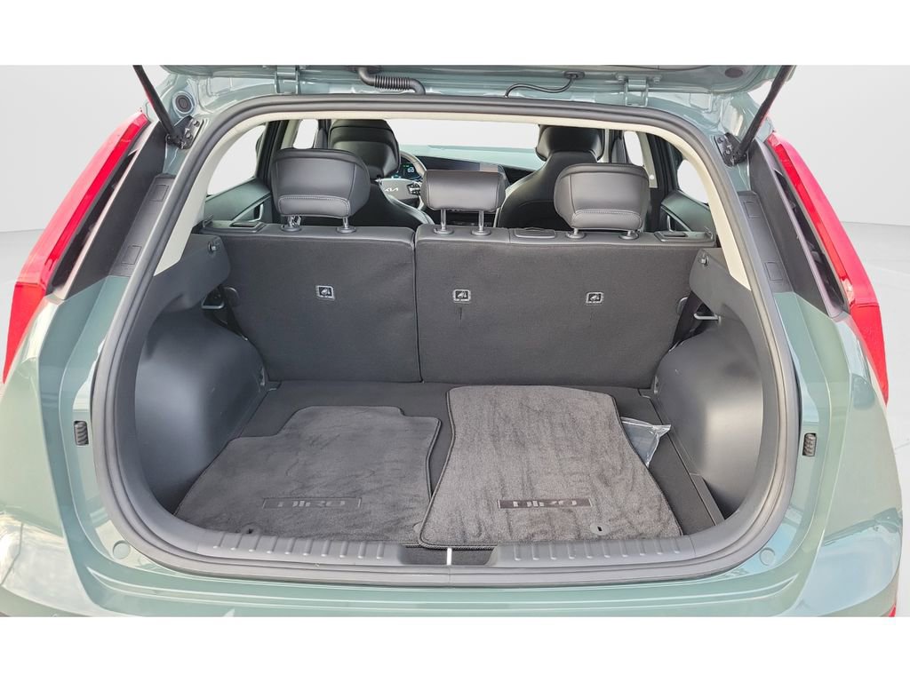Used 2025 Kia Niro EX FWD image 9