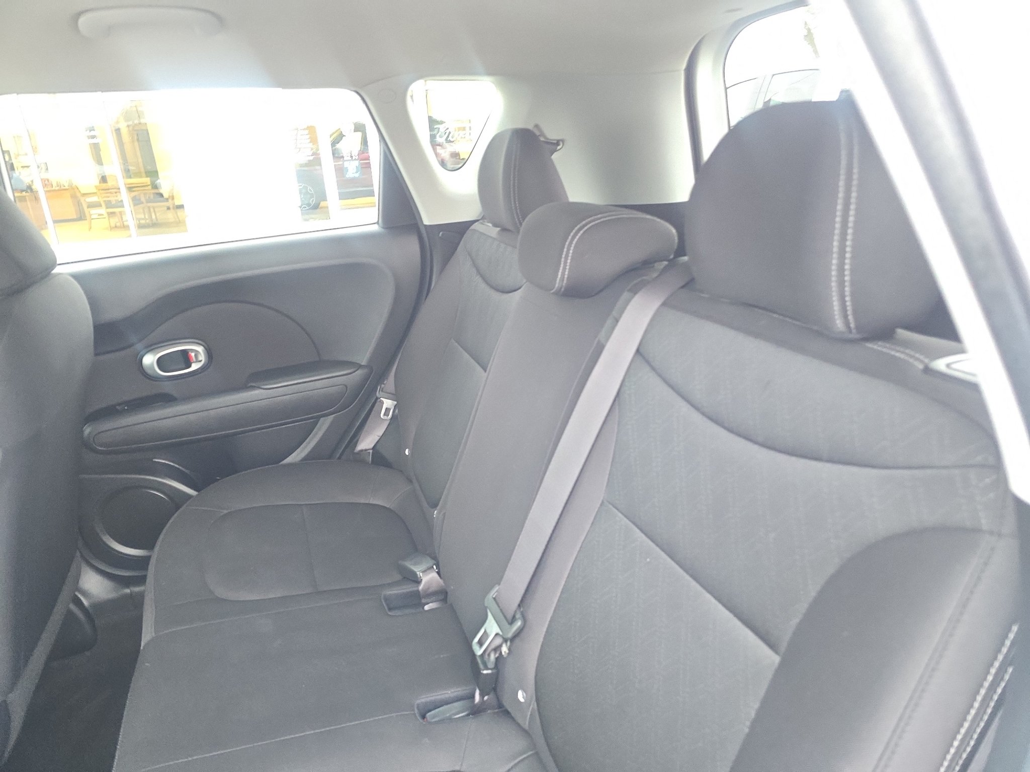 Used 2015 Kia Soul FWD image 16