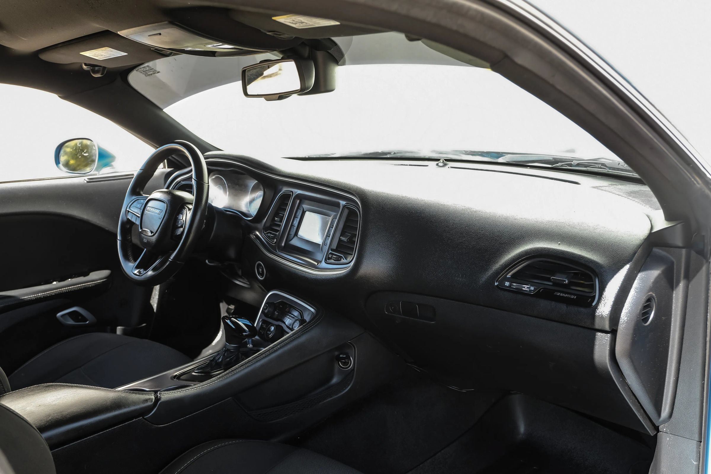 Used 2015 Dodge Challenger R/T RWD image 19