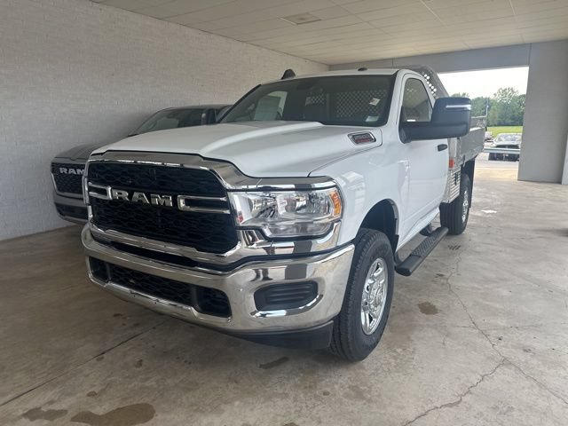 New 2024 RAM 2500 Tradesman w/ Chrome Appearance Group AWD/4WD image 2