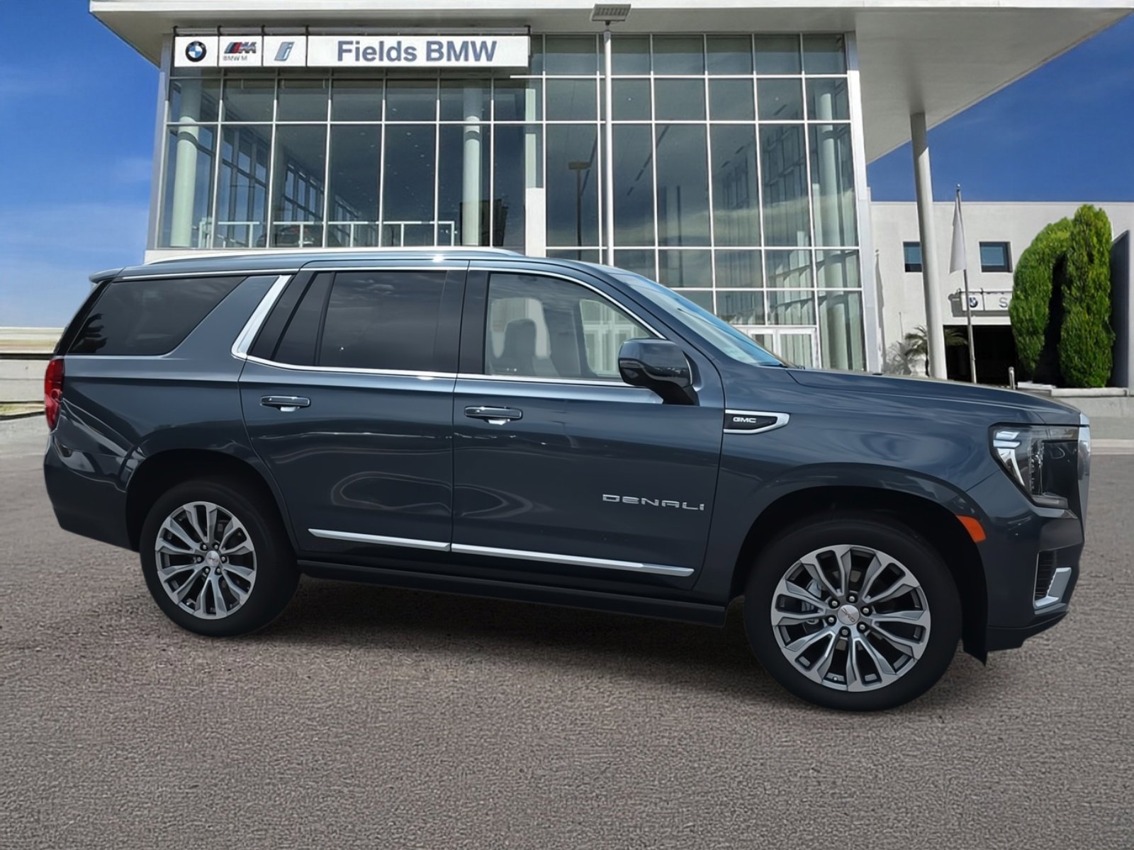 Used 2021 GMC Yukon Denali w/ Denali Premium Package
