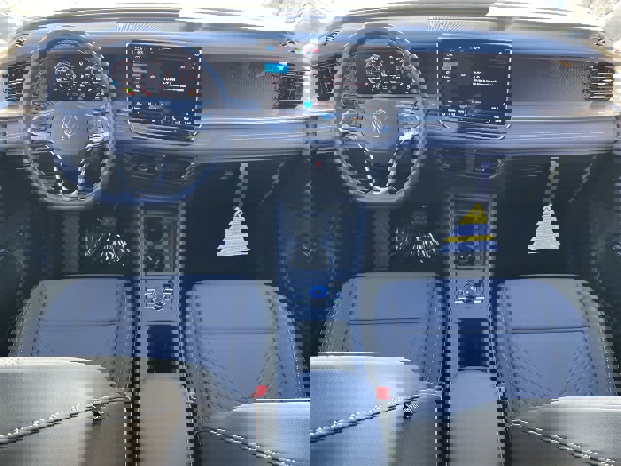 New 2026 Volkswagen Tiguan SE image 11