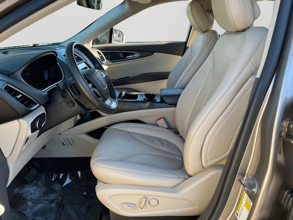 Used 2020 Lincoln Nautilus Reserve image 14