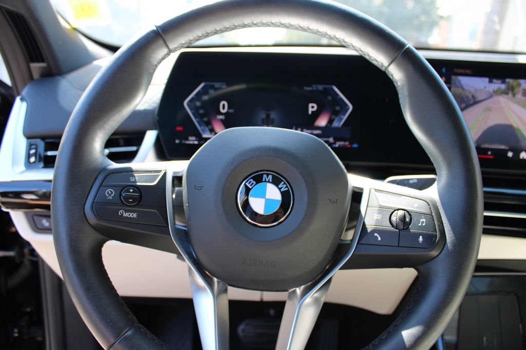 Used 2026 BMW X2 xDrive28i AWD/4WD image 12