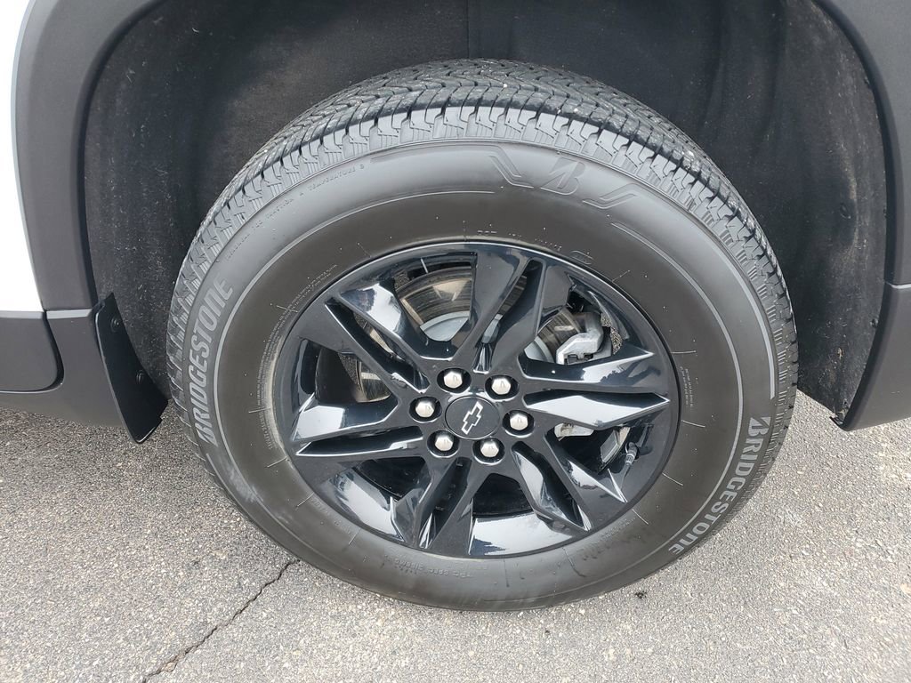 Certified 2023 Chevrolet Traverse LT image 32
